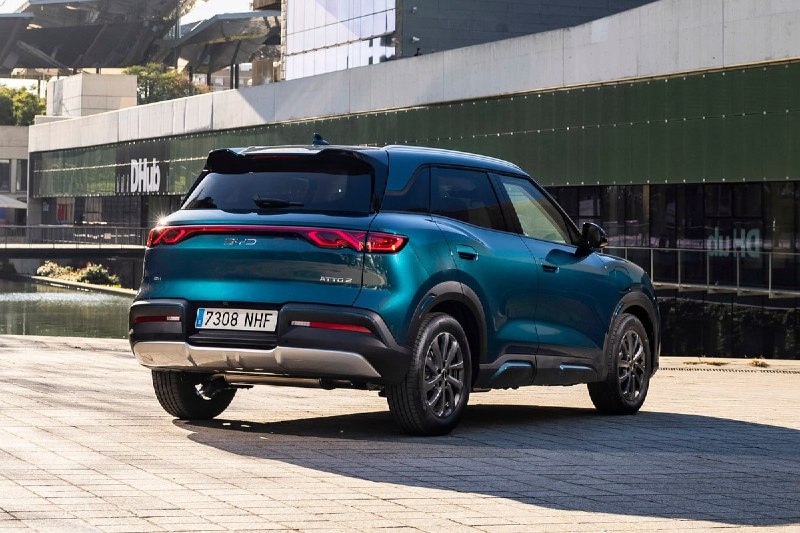 BYD Atto 2 в Европе получил гибридную версию 3