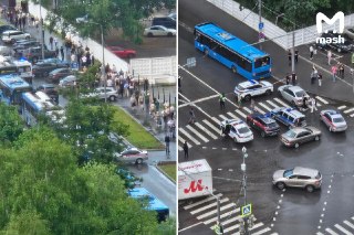 Взрыв в автомобиле Zeekr на юго-западе Москвы — после хлопка из-под капота припаркованной машины повалил дым. По данным Mash, возгорание потушили очевидцы. Всё произошло на пересечении улиц Введенского и Бутлерова — сейчас территория оцеплена.❗ Не грузятся
