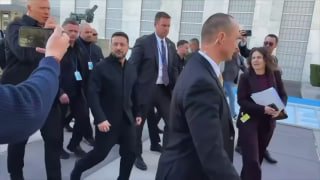 Yesterday, Russian journalists asked Zelensky when he would go to Moscow, and the Ukrainian president gave a very short answer.