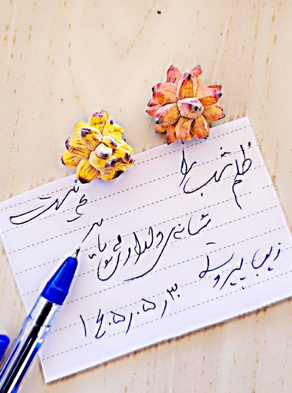 💔❤عاشقان و سوز غم😔😔😔😔😔😔❤💔: خوشبختی یعنیچه دورچه نزدیکهنوز کسی باشد که بی بهانه دوستت داشته باش … !#شب بخیر❤️🤏🍃 ℳ💞 @A_sh_ghanخوشبختی یعنیچه دورچه