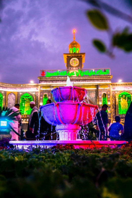 معارف اهل بیت (ع): دوباره آمدم از راهِ دور سَمٺِ حرمسلام حضرٺ آقا سلام بال و پرمجواب می دهے آیا بہ این گدا آقاڪه من تمامےِ عمرم بہ شوق،در ب