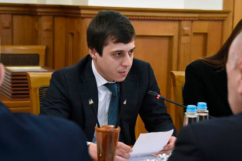 ❗️ ТАСС: Задержан депутат парламента Дагестана фото