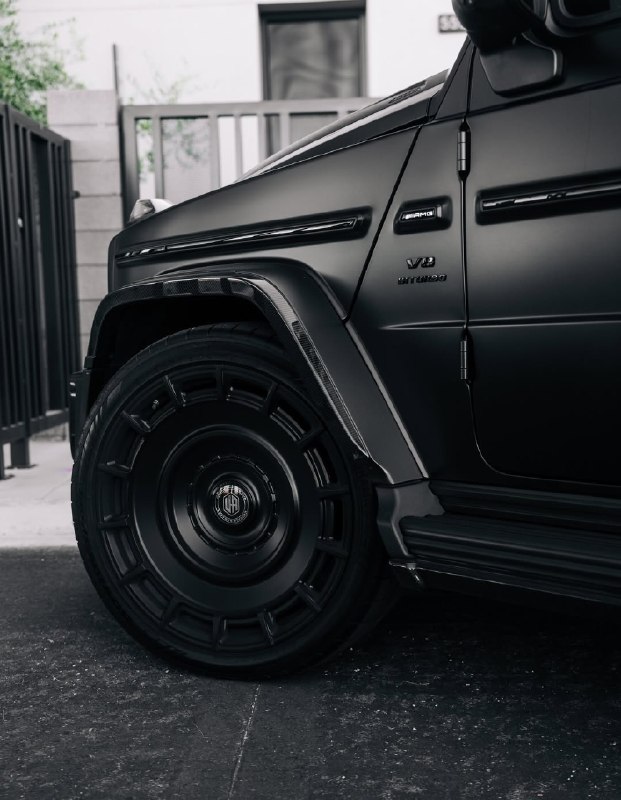 Mercedes Benz AMG G class 9