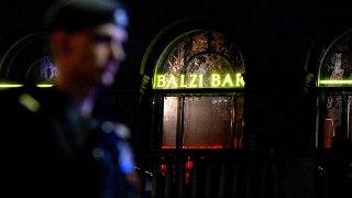 Взрыв в итальянском ресторане в Москве был попыткой «припугнуть итальянцев», считает посольство России в Италии. В МИД Италии назвали эти слова «колоссальной ложью»Посольство России в Италии прокомментировало взрыв в ресторане Balzi Rossi, обвинив Украину 