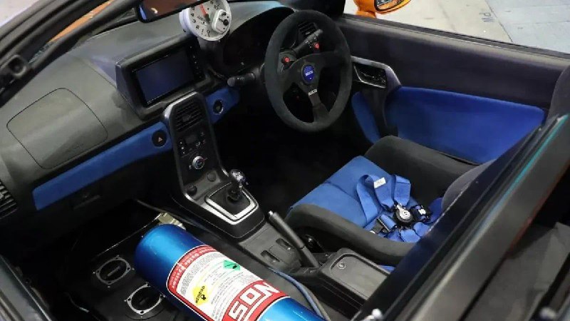 Студенты автоколледжа из Японии переродили Daihatsu Copen в мини-Toyota GR Supra — кей-кар показали  4