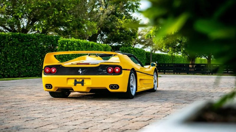 Ferrari F50 модельера Ральфа Лорена ушёл за рекордную сумму 4