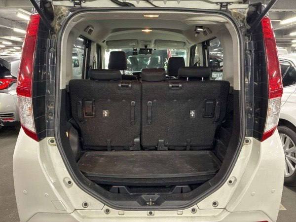 Toyota Roomy 2019 фото 9