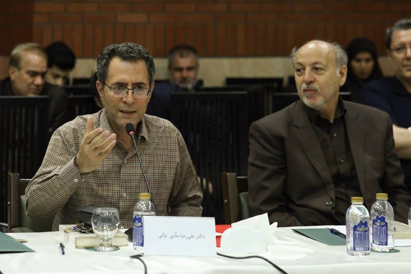 مرکز پژوهش‌های ایرانی و اسلامى: گزارش تصویری نشست تخصّصی «مشروطه و اندیشهٔ توسعه در ایران» - شمارهٔ (۲)@cgie_org_irگزارش تصویری نشست تخصّصی «مشروطه و ان