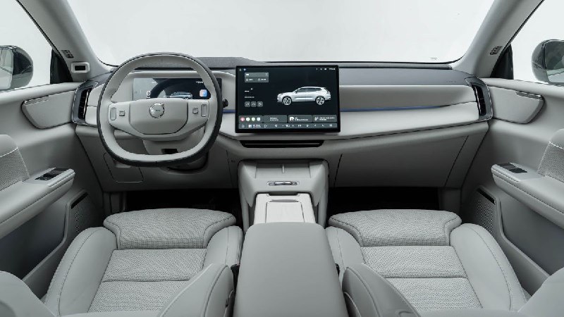 Компания Volvo представила новый XC70 5