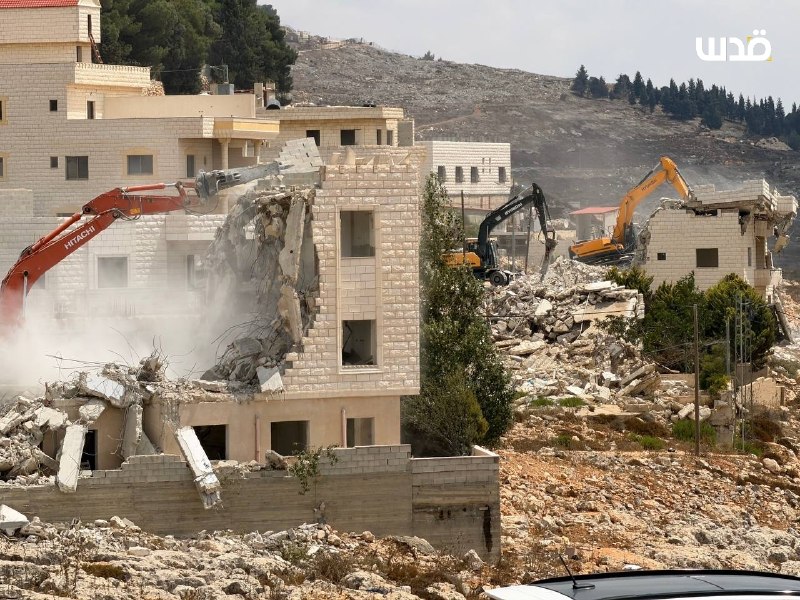 לפני שעות...הכיבוש ממשיך להרוס בתים בשכונת אל-תאוון בשכם