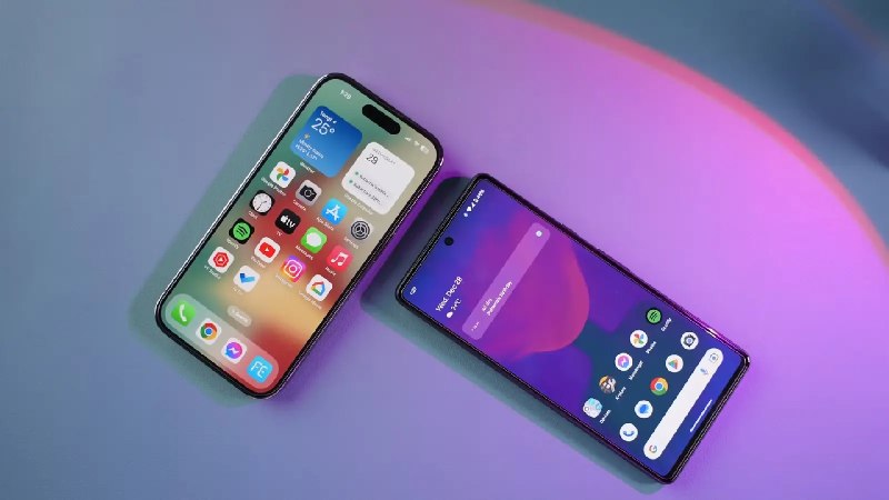 MakeUseOf.Ir: تیتر: ۴ کاری که یک Android $۲۰۰ میتواند انجام دهد که iPhone هنوز نمیتواندخلاصه: قابلیتهای روزانهای که پرچمدار شما ه