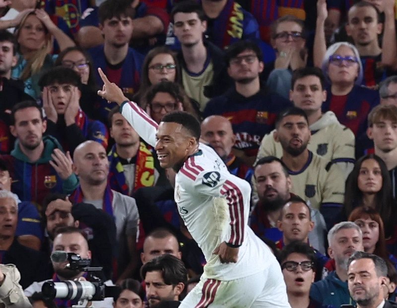 🤍 Kylian Mbappé כאשר נשאל על האדם של המשחק: "The MOTM היה הקבוצה". @Fabrizio Romano