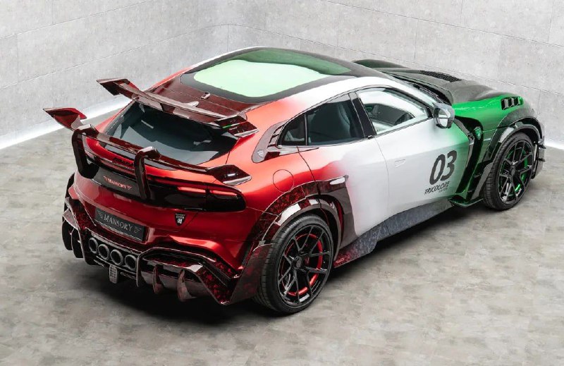 Mansory превратил Ferrari Purosangue в карбоновый арт-объект 2