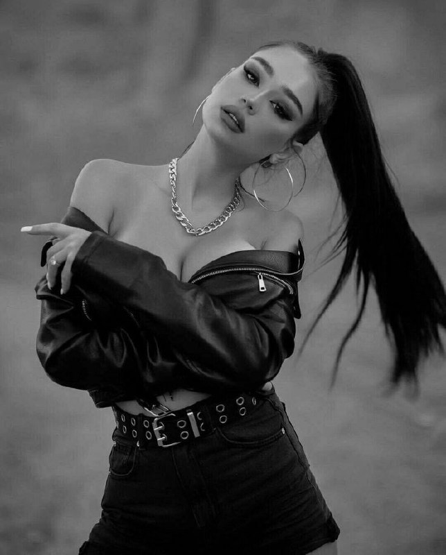 😍🌹♥️ عاشقانه.😍🌹❤️: چطوریہ ڪہ متوجہ میشینــ ر؋ـتارمونــ باهاتونــ عوضــ شـבہ ولے متوجہ نمیشنــ تقصیر خوـבتونہ