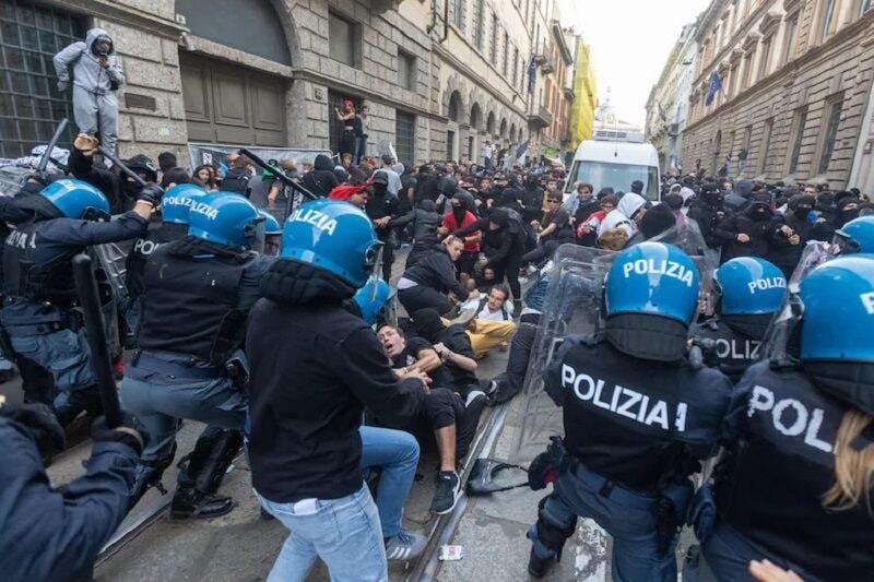 France announced the arrest of 2,700 protesters.