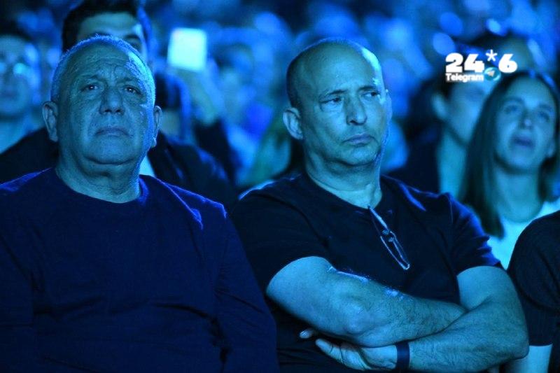 🇮🇱 Bennett and Eisenkot sit side by side at the October 7 national memorial service for families.