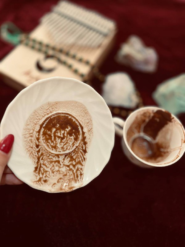 فال قهوه,تاروت,آینه بینی,دعا☕: فال ترکیبی کامل بیان کننده👇🏻🪽اتفاقاتی مهم مثل 👇🏻✔️نتیجه رابطه احساسی✔️نتیجه رابطه کات شده✔️وضعیت مالی✔️وضعیت کاری✔️وضعیت