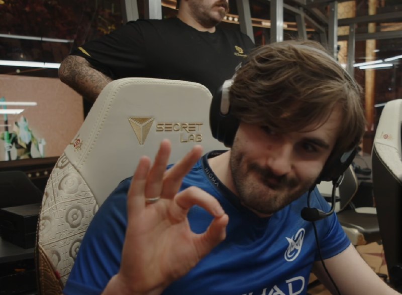 Dota2 Live: When the Black hole hits just right.ترجمه Gemini:وقتی بلکهول دقیقا همونطوری که باید میخوره.تعداد آپوت: 508مشاهده پس