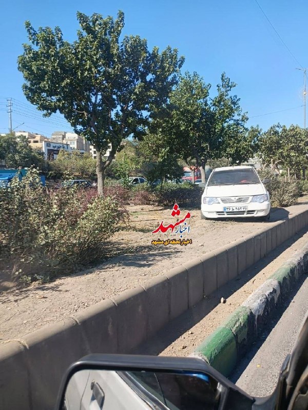 حوادث مشهد: 🔸انحراف یک دستگاه پراید و ورود به فضای سبز بلوار امام علی(ع)@Havadesmashhad🔸انحراف یک دستگاه پراید و ورود به فضای سبز بل