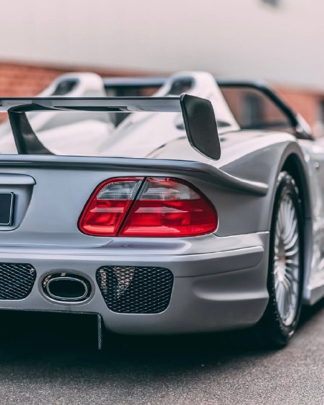 Mercedes-Benz CLK GTR AMG Roadster '1998–99 2