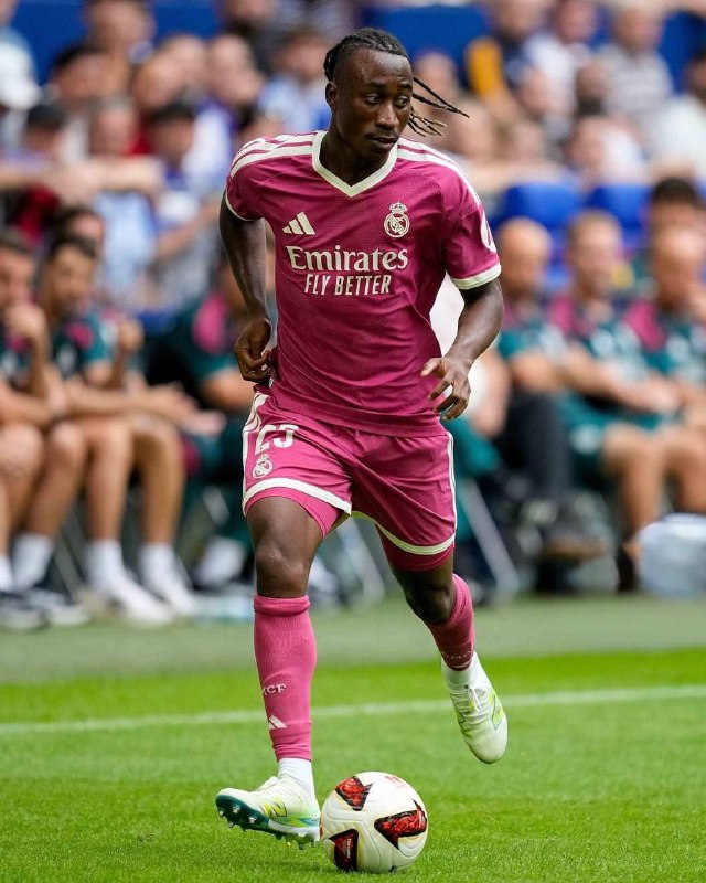 RealMadridCFNews | رئال مادرید سی اف نیوز: 💢هزینه انتقال بازیکن برام مهم نیست💬📝 پدررول: دیومانده گرانترین خرید تیم شده. با این فشار و انتظارات چطور کنار میای؟🗣مور