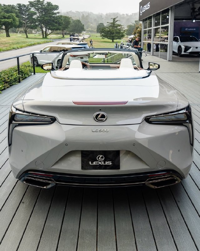 Кабриолет Lexus LC 500 Inspiration Series 5.0L V8 2026 3
