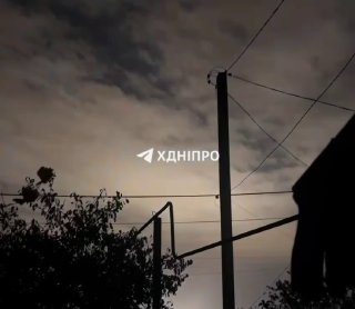 תאונה בקנה מידה גדול אירעה בדנייפרופטרובסק עקב תקיפה רוסית: לאחר הפיצוצים נותר חלק נכבד מהעיר ללא חשמל.