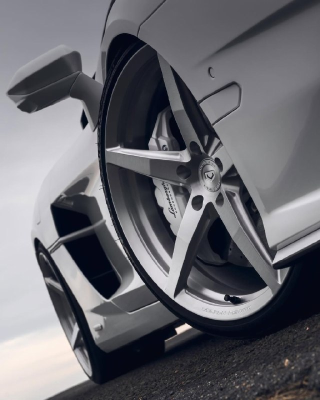 Новый Lamborghini Temerario на 21-дюймовых/22-дюймовых дисках Vossen VPS-3 9