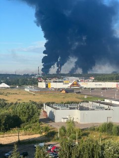 Ночные атаки БПЛА:  ▪️ Мирный житель погиб в результате атаки БПЛА на частный дом в Большесолдатском районе Курской области, сообщил Хинштейн. Ранены семь человек, трое их них в тяжёлом состоянии;  ▪️ Двое мужчин пострадали при атаке БПЛА в селе Архангельс