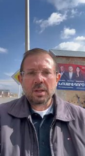 ברוכים הבאים לארמניה #33 חבר האופוזיציה Gegham Manukyan הקליט הודעת וידאו מ Martuni ביום הבחירות הממשלתיות…