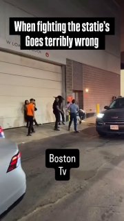 🇺🇸 A taser? It took an entire team of deputies from the Pierce County Sheriff's Office to lift an uncooperative domestic violence suspect, with serval warrants, into a police vehicle as he refused to move on his own.Follow us -> LiveLeak