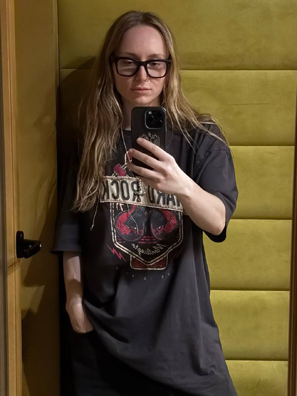 Это чтобы вас лучше видеть 📷🫠