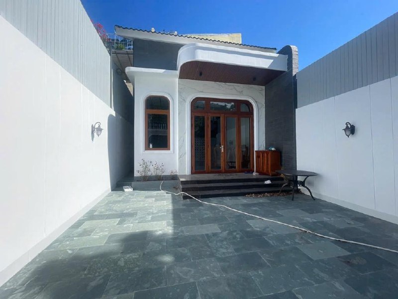Сдаётся дом, 2 спальни, 137,6 м², Vĩnh Hòa