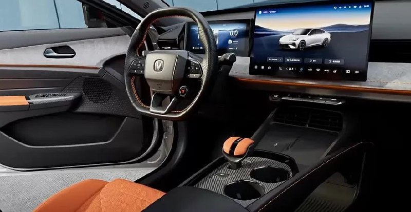 Changan готовится к запуску обновлённого лифтбека Uni-V 4