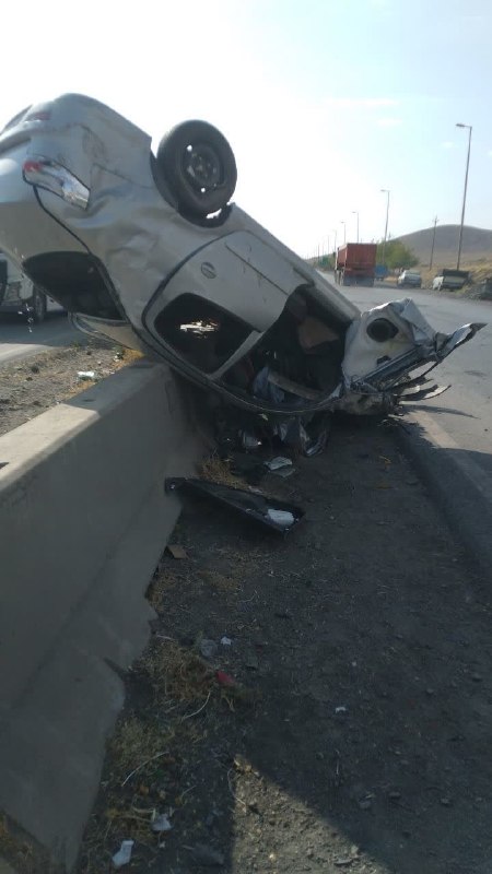 همدان پيام: ❌ واژگونی خودروی سواری رانا در محور همدان ـ ملایر دو کشته و یک مصدوم بر جای گذاشت 🔺امروز جمعه ۳۰ مردادماه، در پی وقوع حا