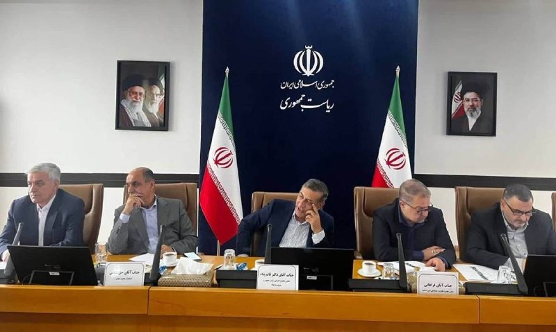 شبکه باران: 🔷در نشست معاون اجرایی رئیس ‌جمهور با استاندار گیلان و اعضای مجمع نمایندگان استان:همراهی دولت و نمایندگان گیلان برای تسری