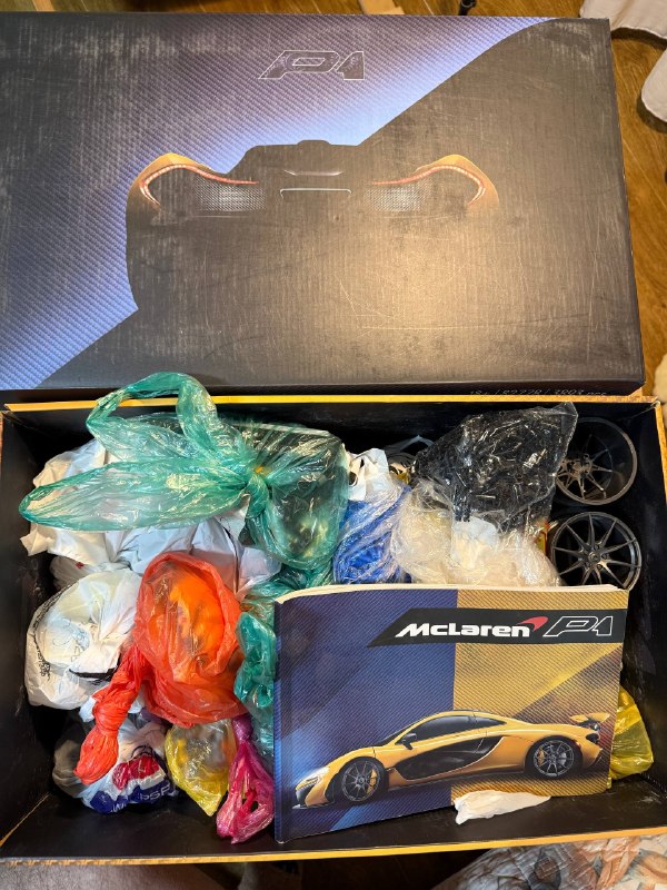 Продам полную копию конструктора LEGO Technic McLaren P1. Единственная разница — на кубиках не напис — фото 1