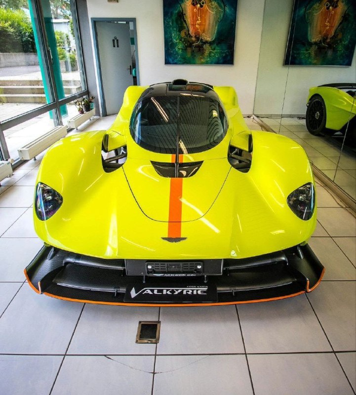 Aston Martin Valkyrie (58 из 150) 5