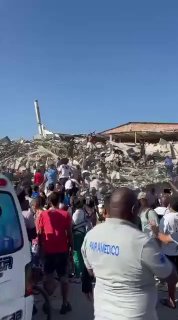 דיווחים על נפגעים ונזק כבד מחוץ לקאלי, קולומביה בעקבות רעידת האדמה החזקה.