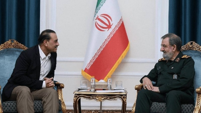 شبکه خبر: دبیر شورای‌عالی امنیت ملی: به آمریکا بی‌اعتمادیم و باید رفتارش را تغییر دهدسرلشکر رضایی در دیدار با فرمانده ارتش پاکستان
