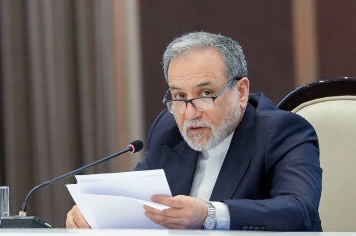 کانال خبری آذر گِرمی @AZARGERMI: 🔺عراقچی: هنوز تصمیمی برای ازسرگیری مذاکرات با آمریکا گرفته نشده استوزیر امور خارجه:🔹آنچه در یادداشت تفاهم اسلامآباد آمد
