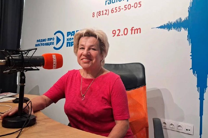 אנחנו 12, כמו שליחים": סגנית האסיפה המחוקקת שישקינה דיברה על תפקידן של נשים בפוליטיקה של סנט פטרסבורג במשך…