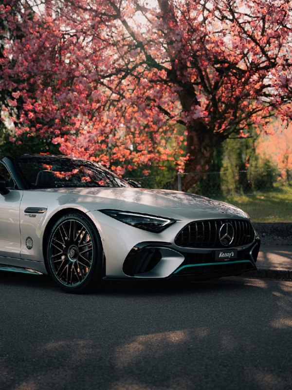 AMG SL 63 Motorsport Collectors Edition, 1 из 100 экземпляров в мире 9
