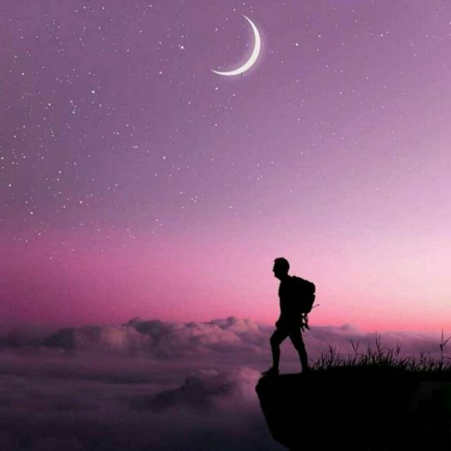 جملات ناب: روح همیشه می‌داند چه کند تا خودش را درمان کند.چالش، ساکت کردن ذهن است.🍃🍃 @jomaalat_nab