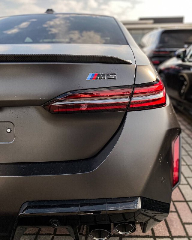 BMW M5