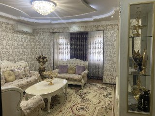 Продам 2х, переделанную в 3х комнатную квартиру