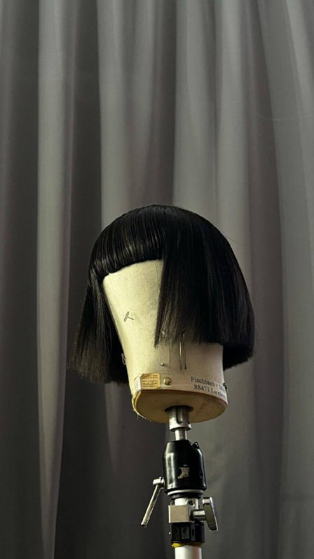 В понедельник участвовала в съемке для ТО-МАПодготовила вот такие парики. Команда была в восторге от белого, фото с ним сделали, по-моему, все.В команде все ребята очень талантливые 💔 Надеюсь, работаем вместе не последний раз.Для меня такие проекты — это непередаваемые ощущения от атмосферы съемки, команды, места. Жаль, что иногда, из-за плотного графика, их меньше, чем хотелось бы 👹Как вам образы?В понедельник участвовала в съемке для ТО-МАПодготовила вот такие парики. Команда была в восторге от белого, фото с ним сделали, по-моему, все.В команде все ребята очень талантливые 💔 Надеюсь, работаем вместе не последний раз.Для меня такие проекты — это непередаваемые ощущения от атмосферы съемки, команды, места. Жаль, что иногда, из-за плотного графика, их меньше, чем хотелось бы 👹Как вам образы?