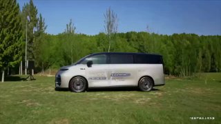 Geely V900 вошёл в Книгу рекордов Гиннесса — вместил 42 человекаМинивэн Geely Ga