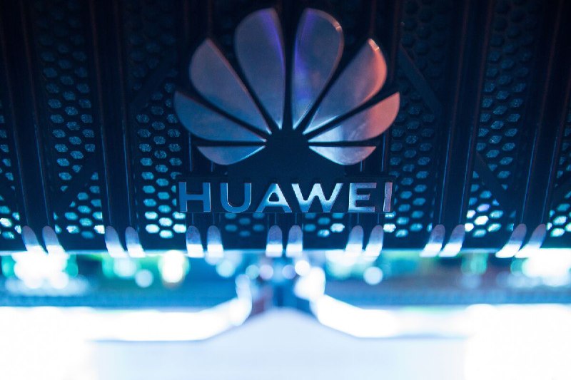 China Accuses US of Undermining Trade Talks With Warnings Against Huawei Chips