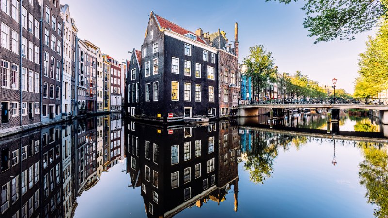 Bridging the gap, one arm at a timeArmbrug bridge, Amsterdam, Netherlands (© Alexander Spatari/Getty Images)